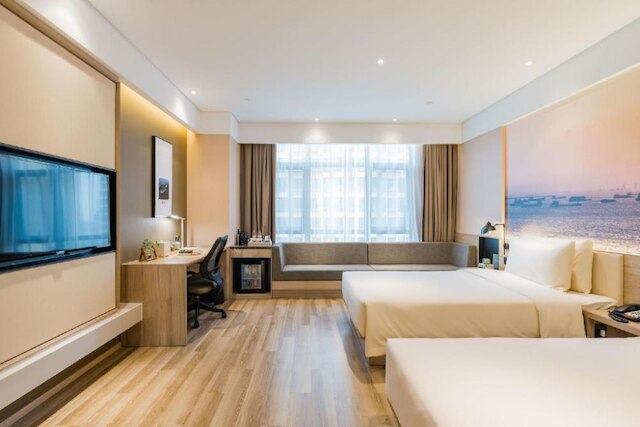 アトゥール ホテル シンフー ナントン (南通星湖 101 亚朵酒店)