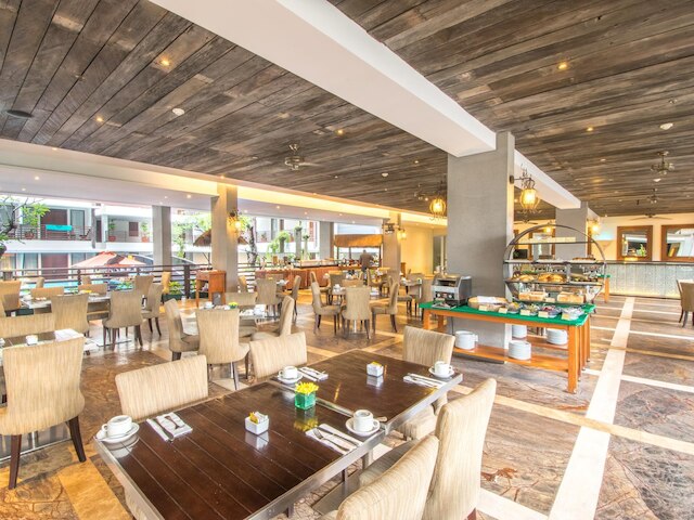 サン アイランド ホテル & スパ クタ