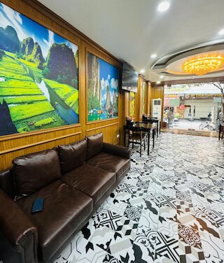 ホリデイ スイーツ ホテル & スパ