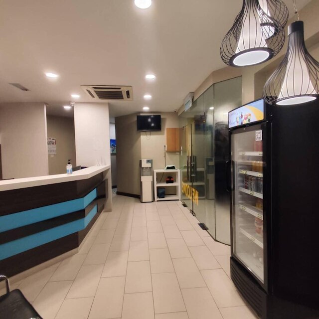 ジンホールド サービス アパートメント