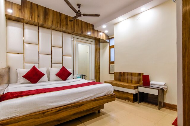 ホテル スターパレス パハールガンジ