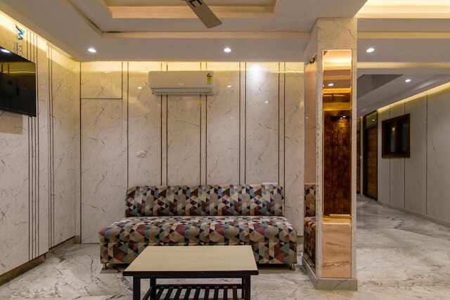 ホテル スターパレス パハールガンジ