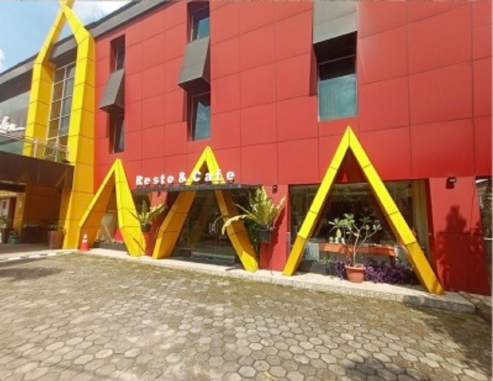 OYO 1298 ダリラ シャリア ホテル