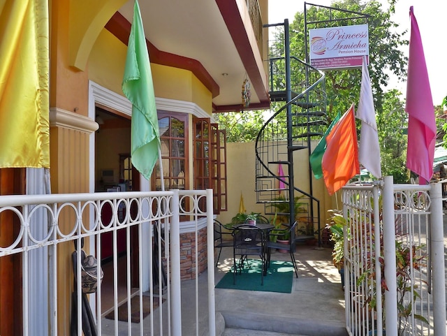 プリンセス アーミカ ツーリスト イン