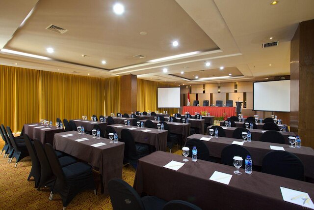 ホリソンウルティマセマラン