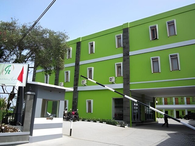 ホテル チェマラ ヒジャウ