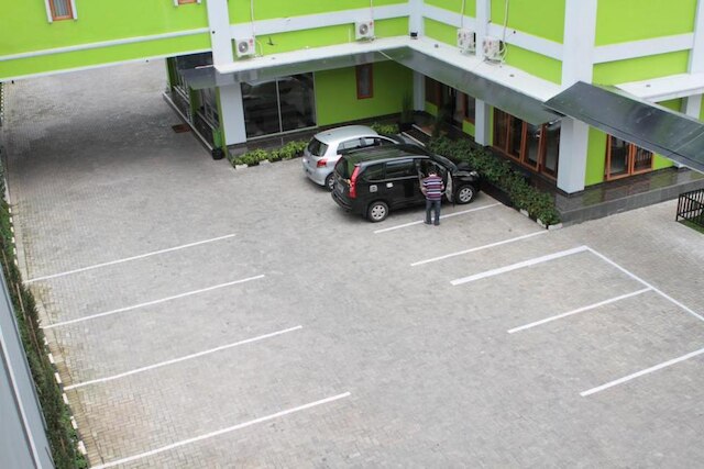 ホテル チェマラ ヒジャウ