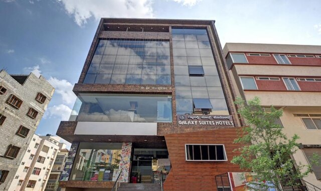 イッツィーホテルズ ギャラクシースイーツ、ヘッバル