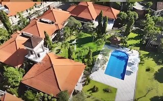 バリ バンガロー ホテル