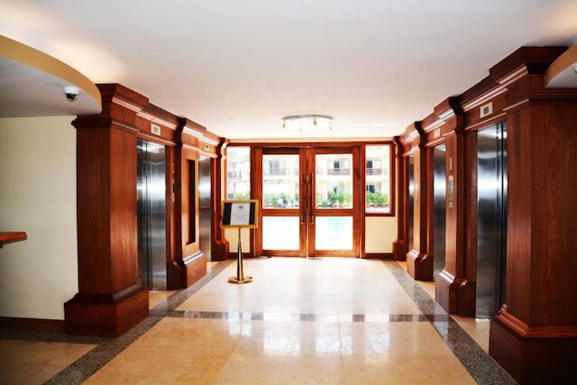 バイヨン エラ ホテル