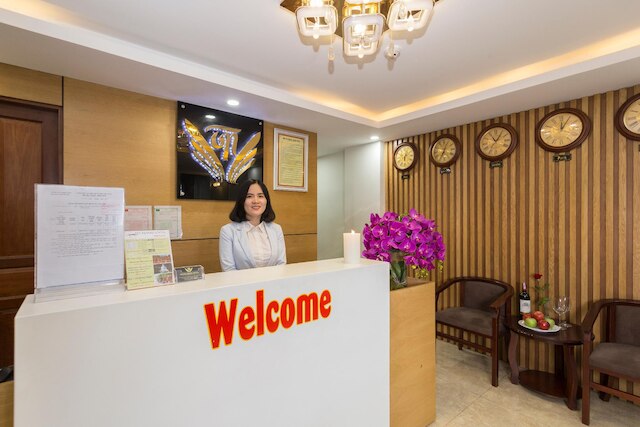 トラン ナン ホテル