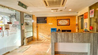 OYO 124 ホテル セニマン セントゥル