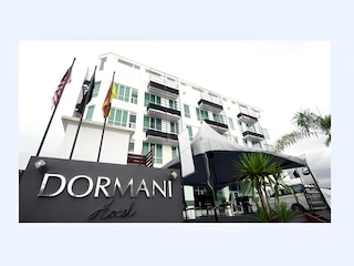 ドーマニ ホテル クチン