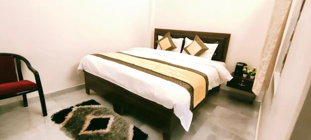 ホテル ロイヤル シャンティ イン