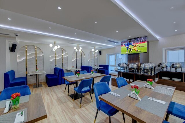 デルモン パレス ホテル