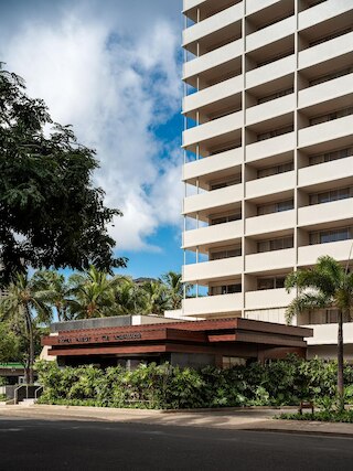 アンバサダー ホテル オブ ワイキキ, タペストリー コレクション by ヒルトン