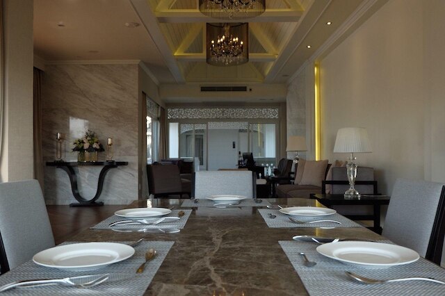 ニルヴァーナン ハウス