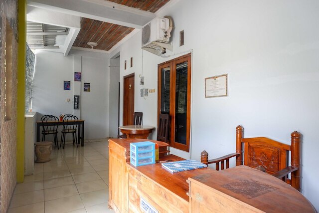 OYO 857 パクンチェン マリオボロ シャリア