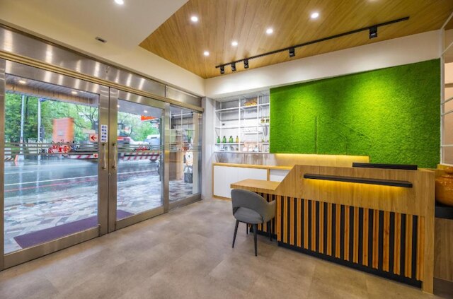 キング ホット スプリング ホテル (帝王行旅)