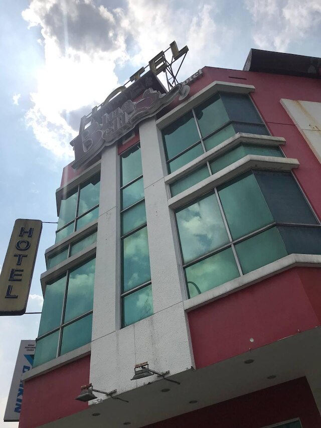 キャピタルO 90903 ブルー ベル ホテル