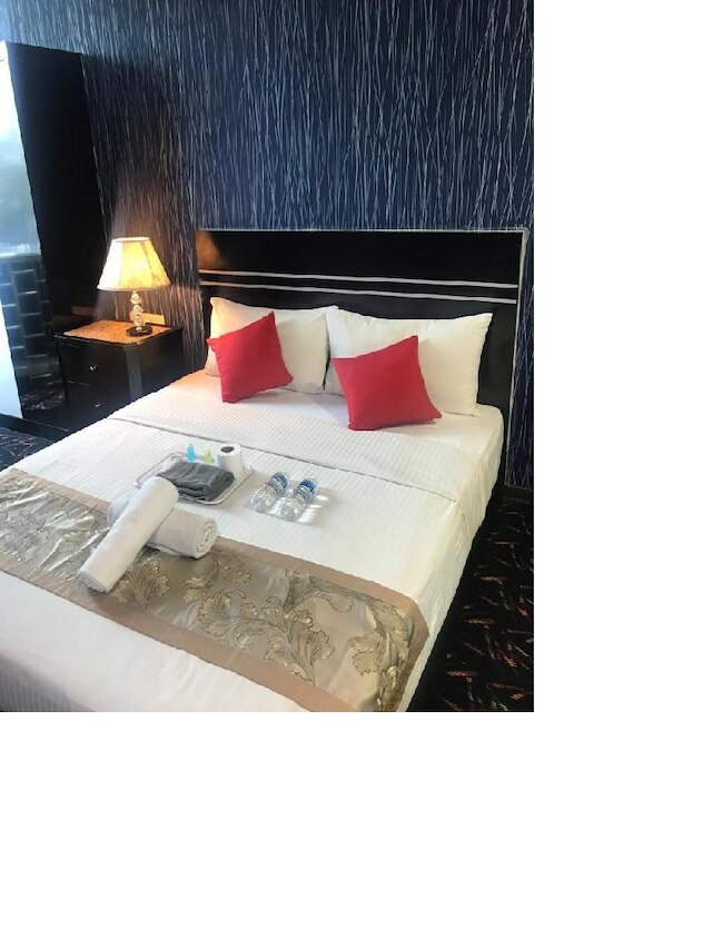 キャピタルO 90903 ブルー ベル ホテル