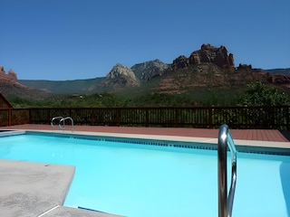 シーダーズ リゾート