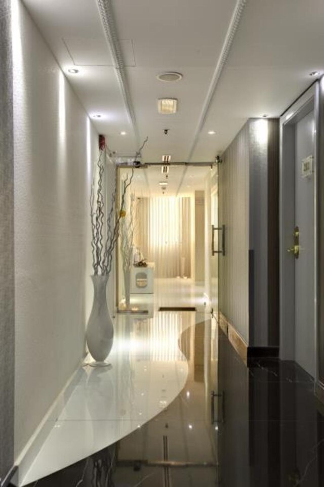 ブロードウェイ ホテル