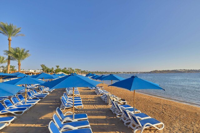 ナアマ ウェイブス  ホテル