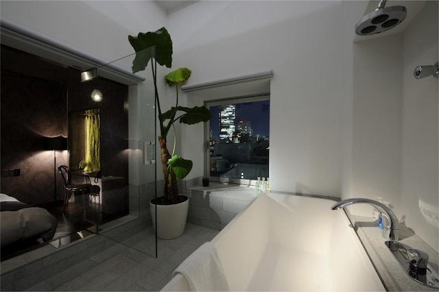 六本木ホテル S