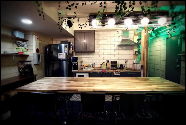 24 ゲストハウス 新村