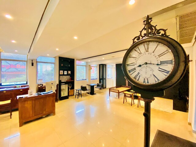 クロック イン コロンボ