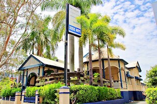 ブリスベン マナー ホテル