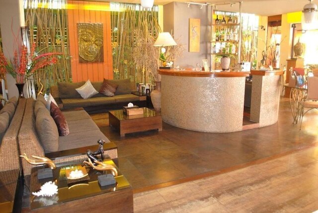 パサデナ ロッジ