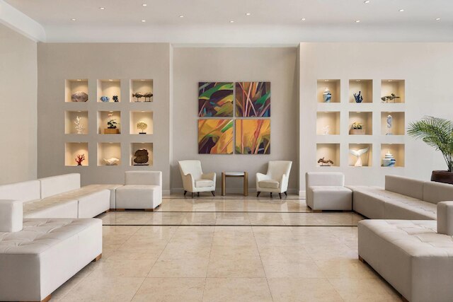 フォーポイント バイ シェラトン・マイアミビーチ