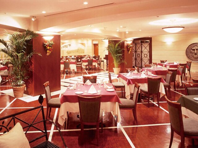 ホテルキャメロットジャパン