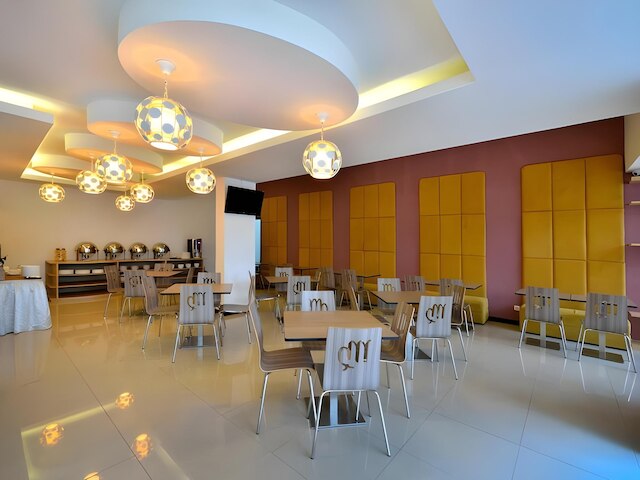 ゾディアック スタミ、カグム ホテルズ