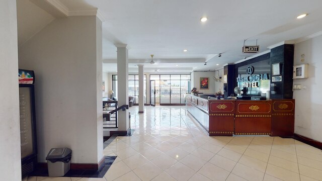 タシク ジョグジャ ホテル