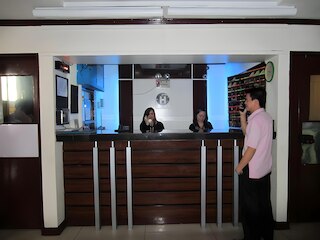 ハリーナ ドライブ イン ホテルズ - サンタ メサ