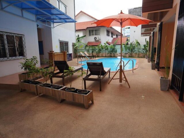 マニー アット クール ムアン