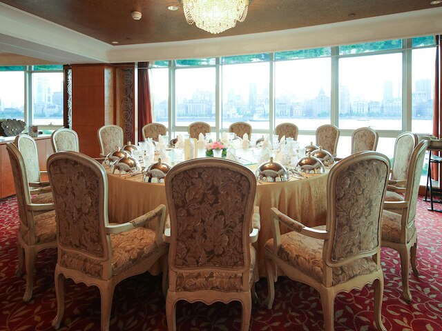 オリエンタル リバーサイド ホテル - 上海インターナショナル コンベンション センター (東方濱江大酒店)