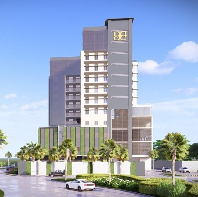 Brittany Hotel Villar City