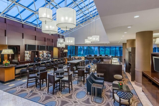 ヒルトン アレキサンドリア マーク センター