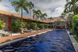 バリネア ホリデーホーム