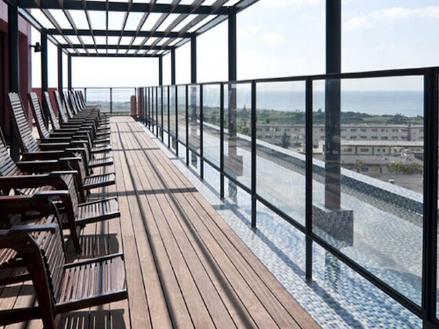 ローヤル ホテル