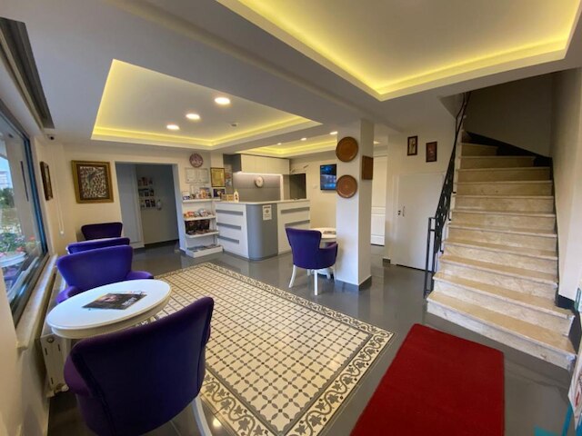 スピネル ホテル