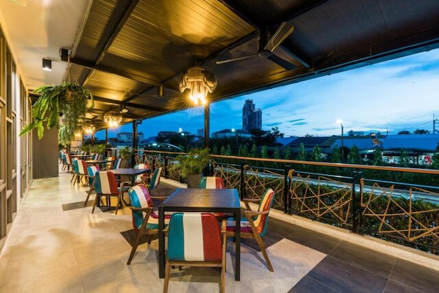 シュアステイ プラス バイ ベスト ウエスタン T パタヤ