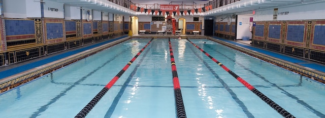 ウエスト サイド YMCA