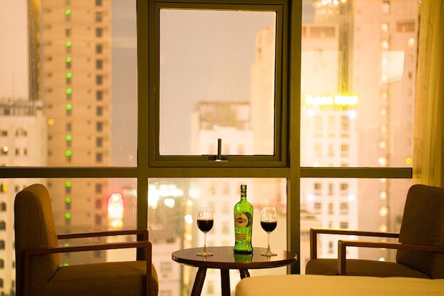 クリスタル ホテル