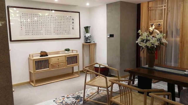 カイセルドン ホテル区荘ホアユー (凯旋龙连锁酒店广州区庄华粤店)