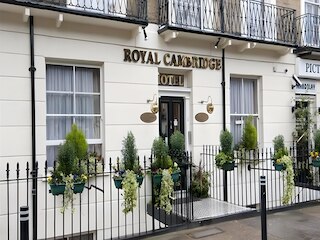 ロイヤル ケンブリッジ ホテル